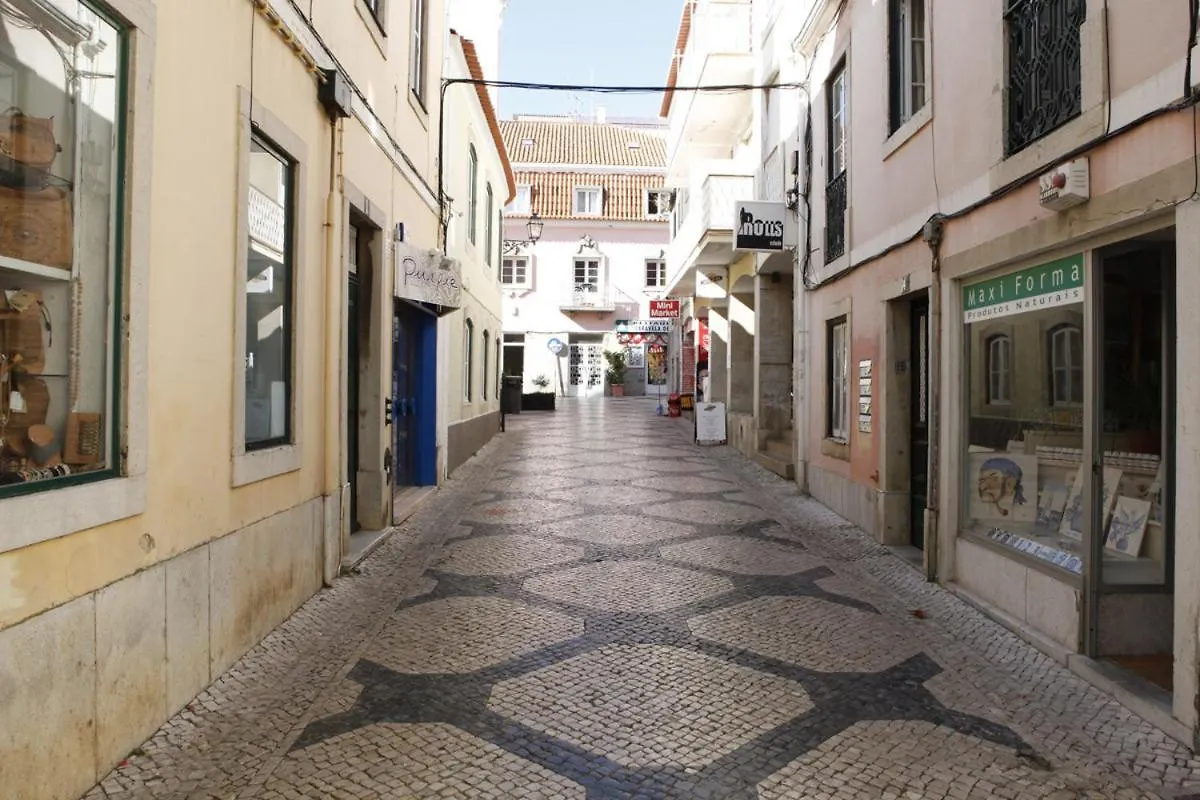 Cascais Downtown Apartment With Sea View