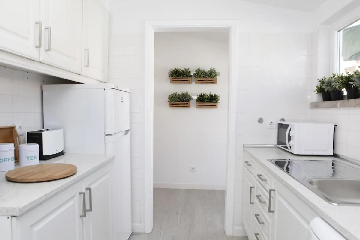Cascais Downtown Apartment With Sea View