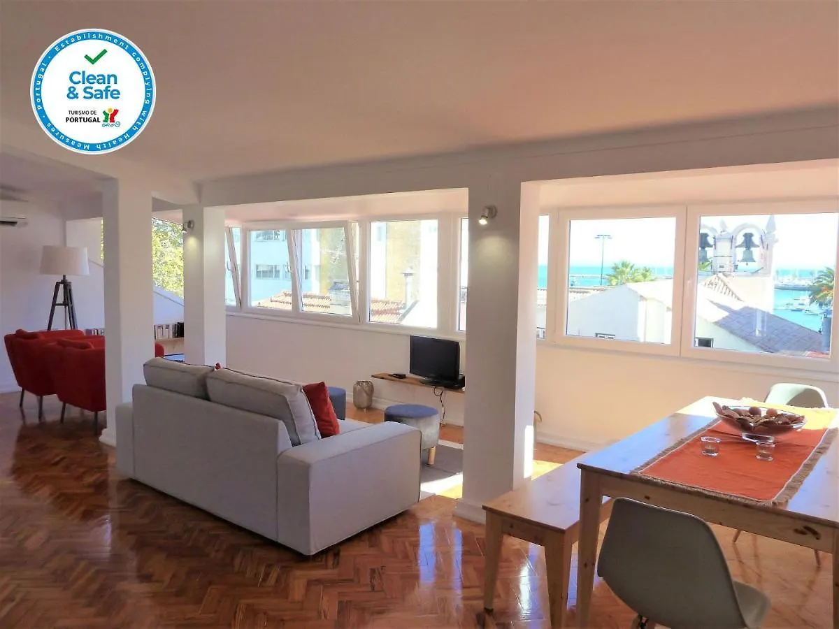 Cascais Downtown Apartment With Sea View contacts